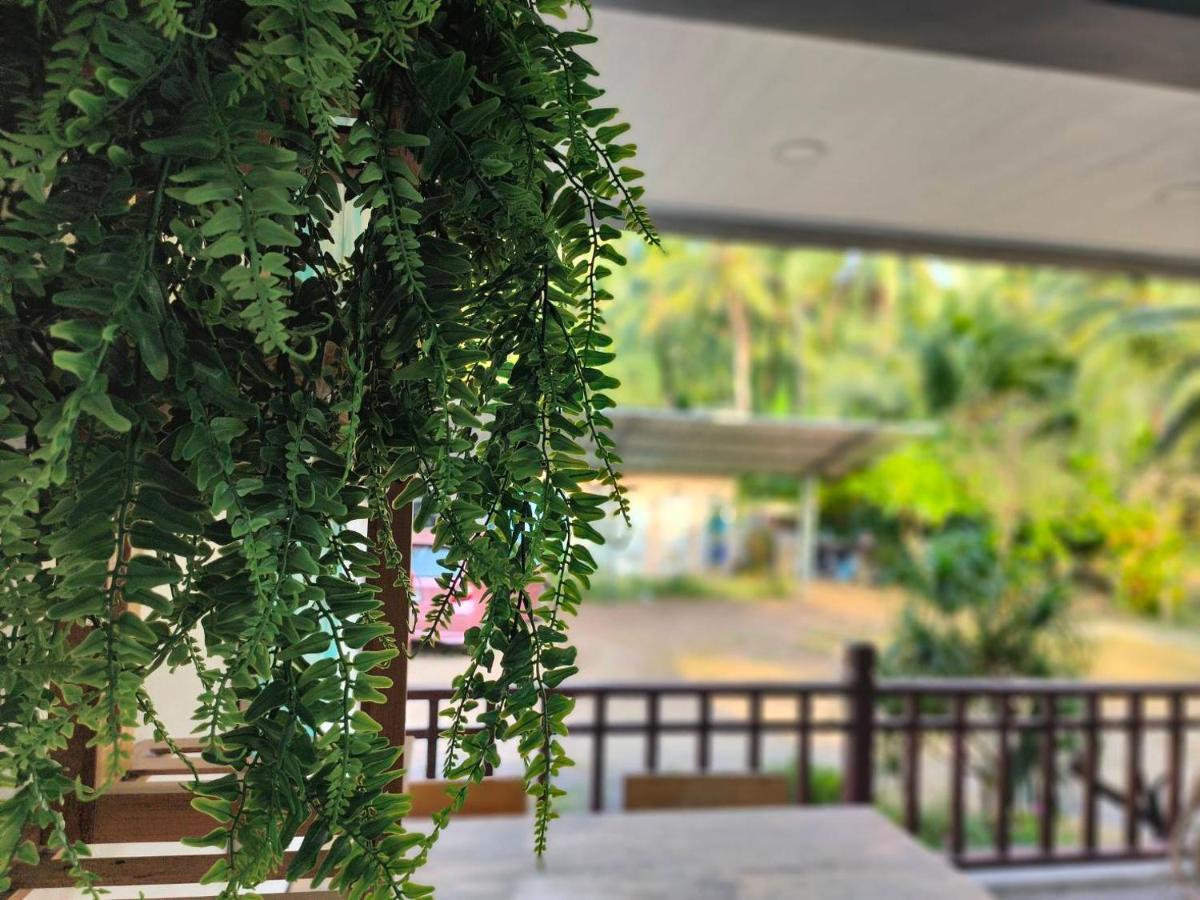 Hotel Nangkam Boutique Donsak Ban Pheng Krong Exterior foto