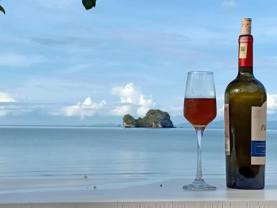 Hotel Nangkam Boutique Donsak Ban Pheng Krong Habitación foto