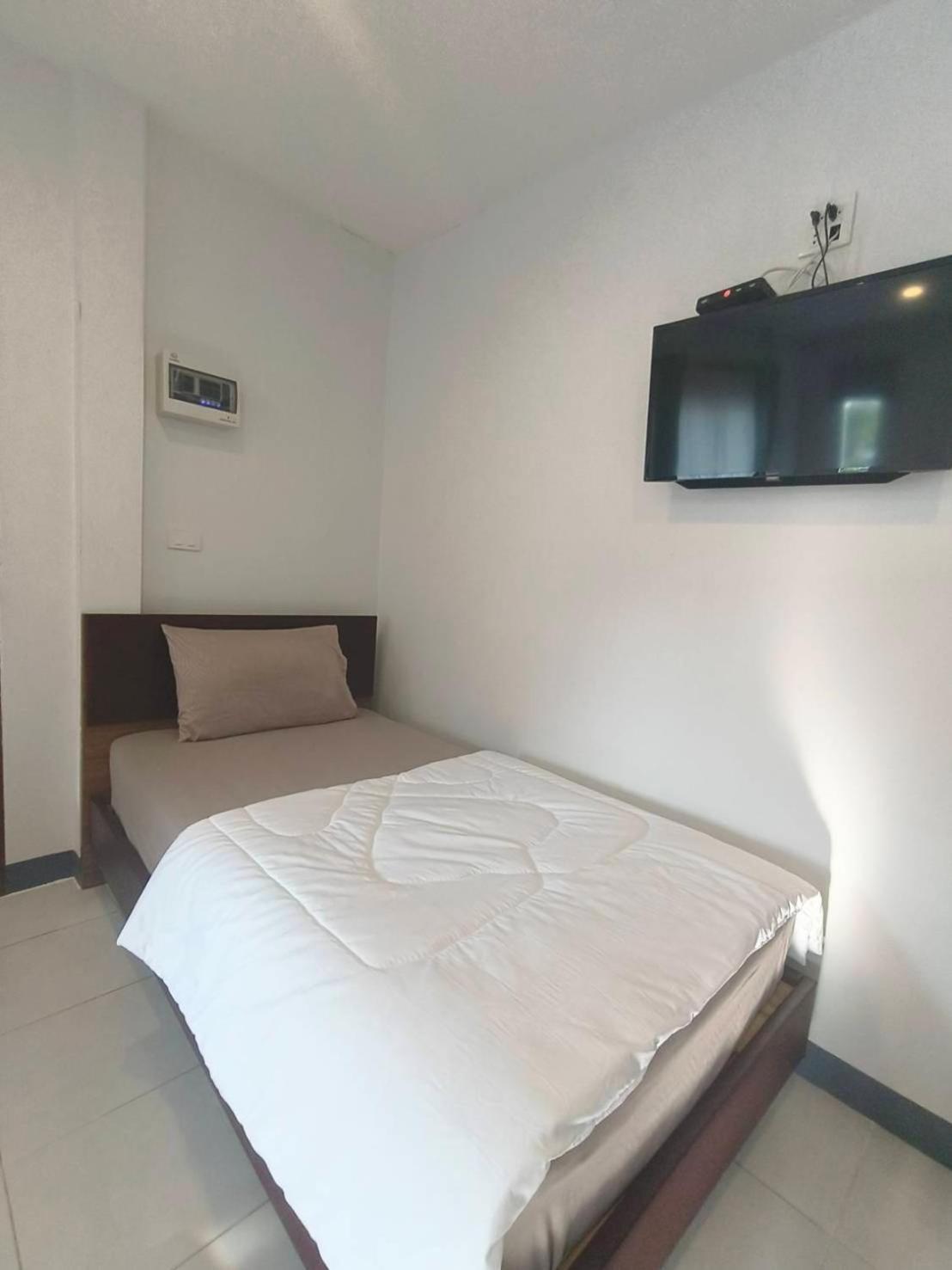 Hotel Nangkam Boutique Donsak Ban Pheng Krong Exterior foto