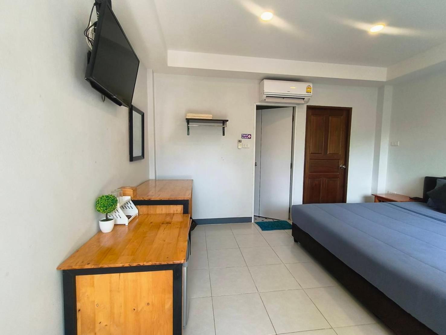 Hotel Nangkam Boutique Donsak Ban Pheng Krong Exterior foto